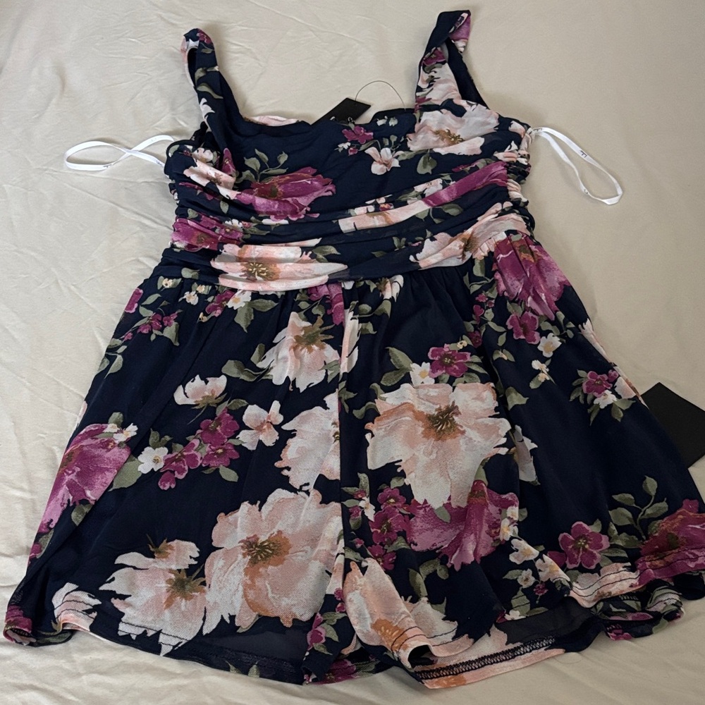 Romper - Picture 2 of 2